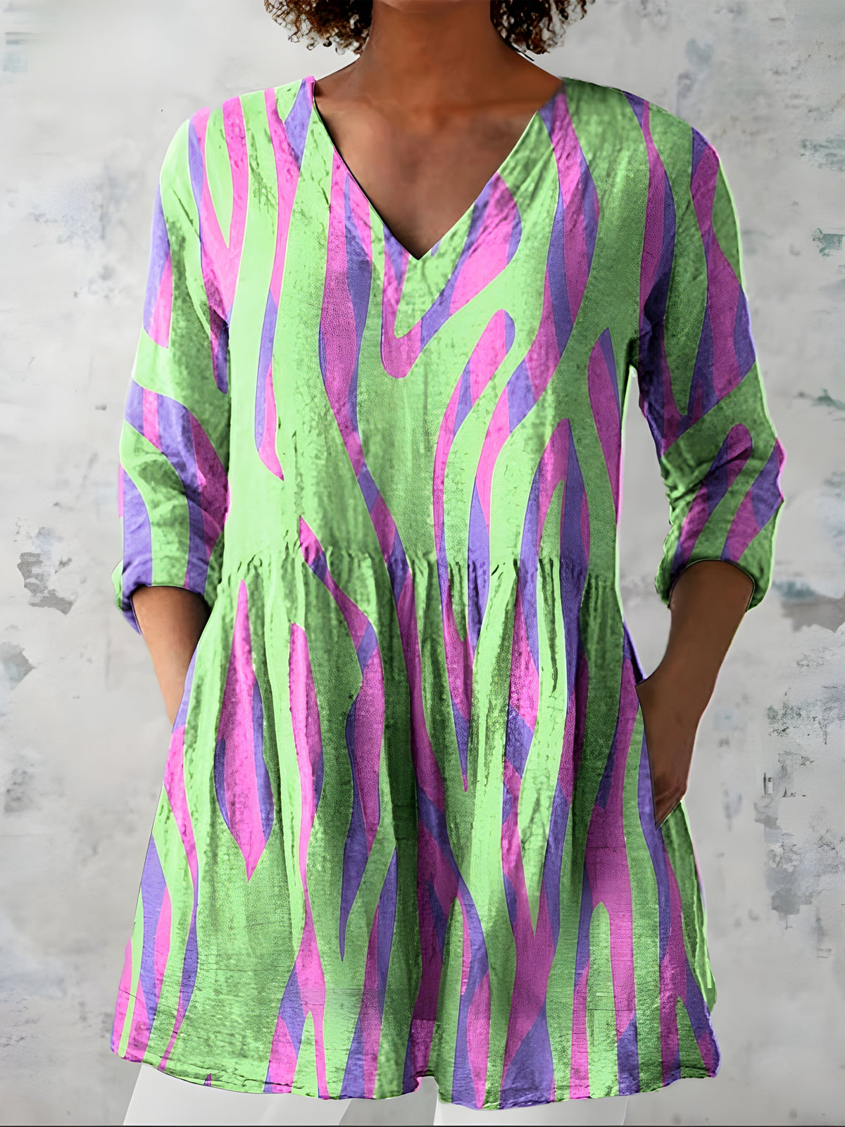 Lyla | Long Blouse with V-Neck - Nora & Grace Boutique