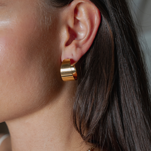 Sleek Earrings - Nora & Grace Boutique
