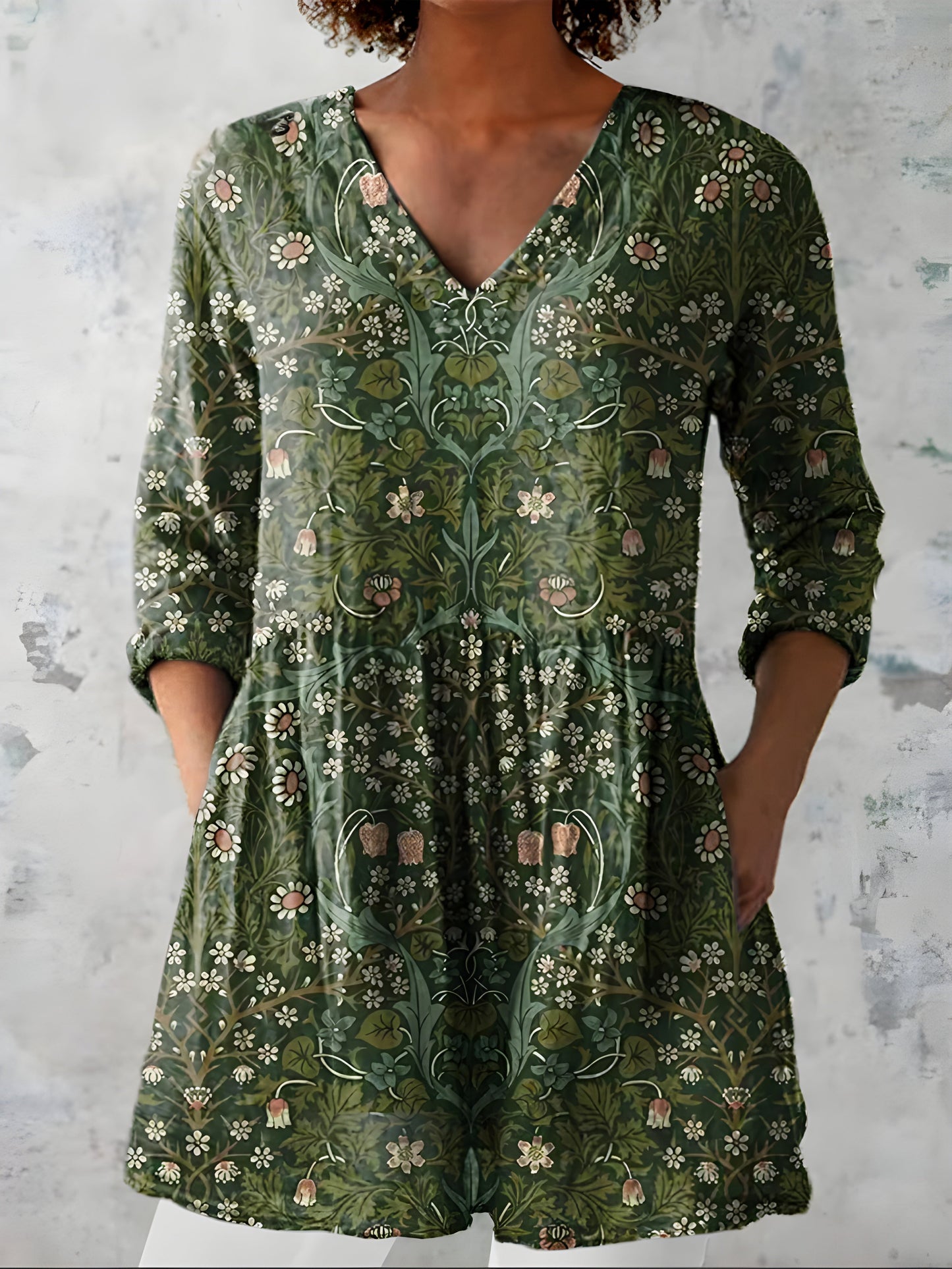 Cecelia | Long Blouse with V-Neck - Nora & Grace Boutique