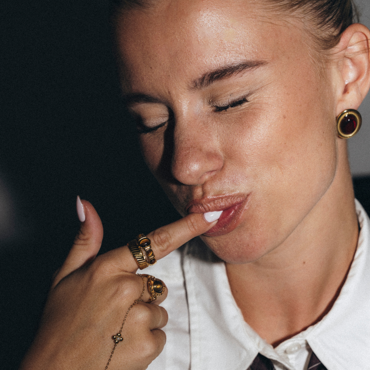 Rouge Earrings - Nora & Grace Boutique