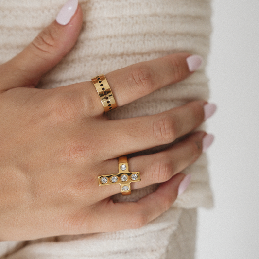 Align Ring - Nora & Grace Boutique