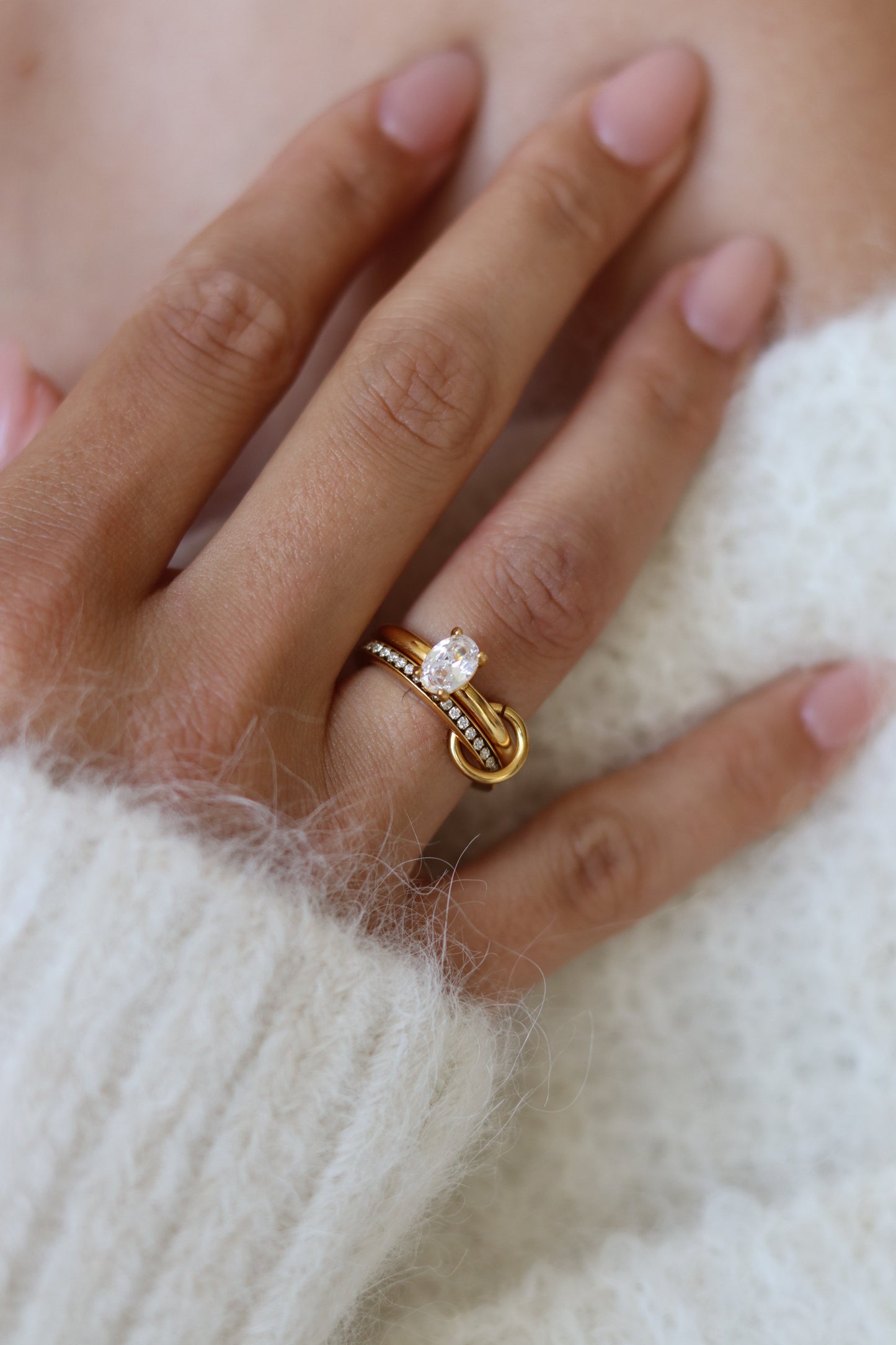 Union Oval Ring - Nora & Grace Boutique