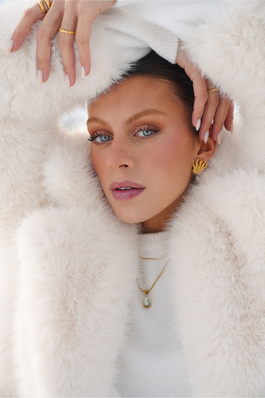 Grip Earrings - Nora & Grace Boutique