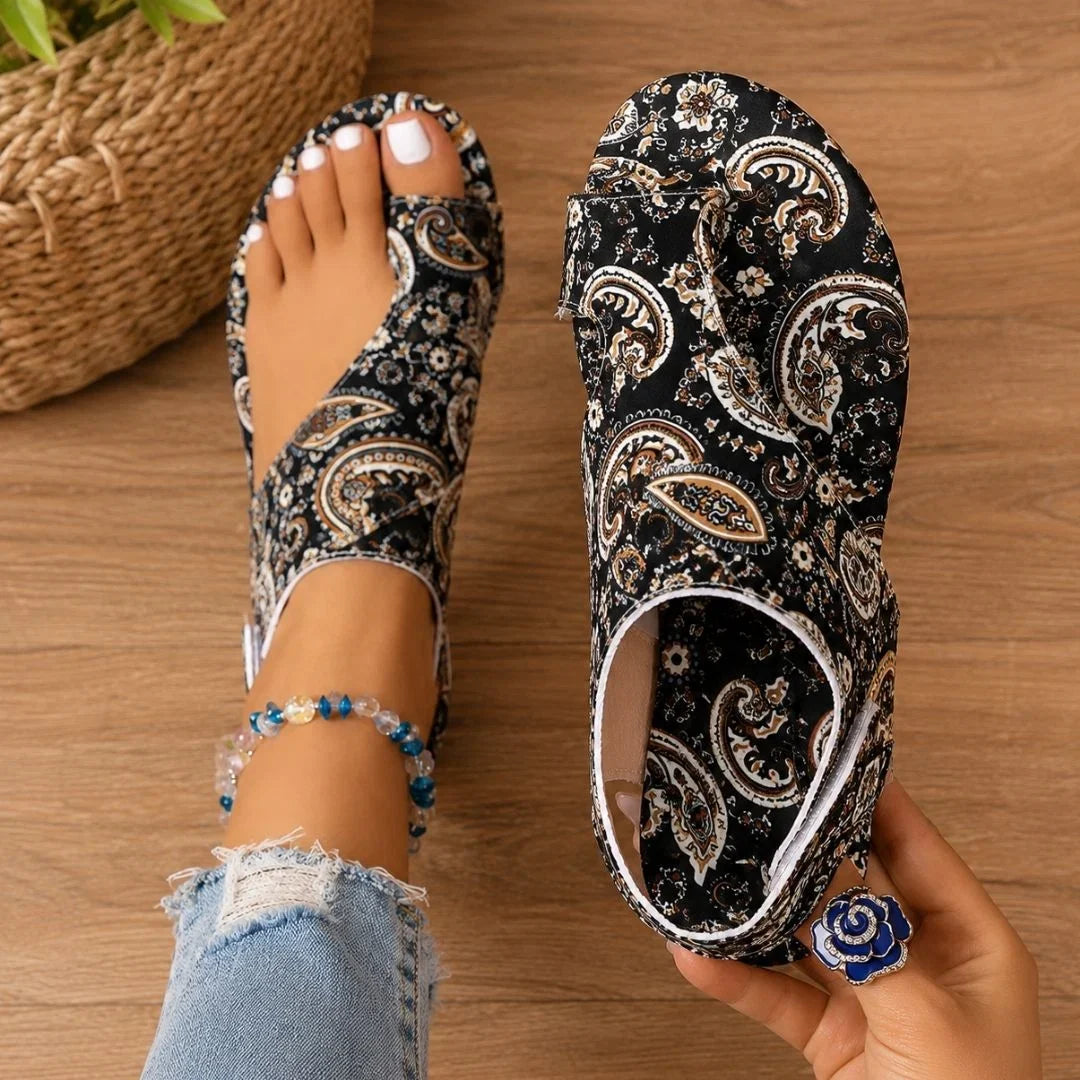 Mary Sandals | Light and Graceful Steps