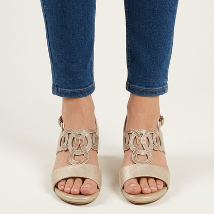 Comfortable Tacón sandals