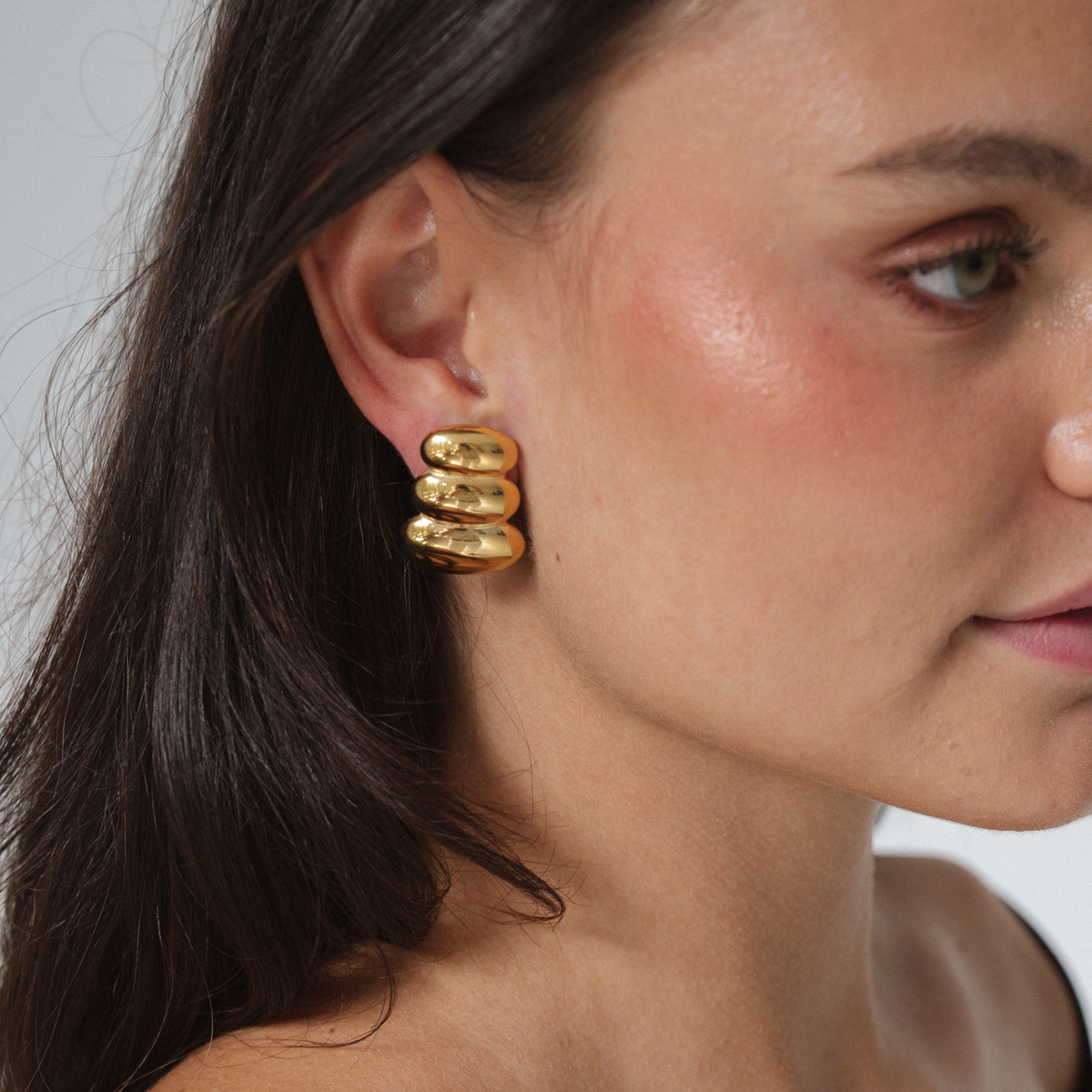 Hula Earrings - Nora & Grace Boutique