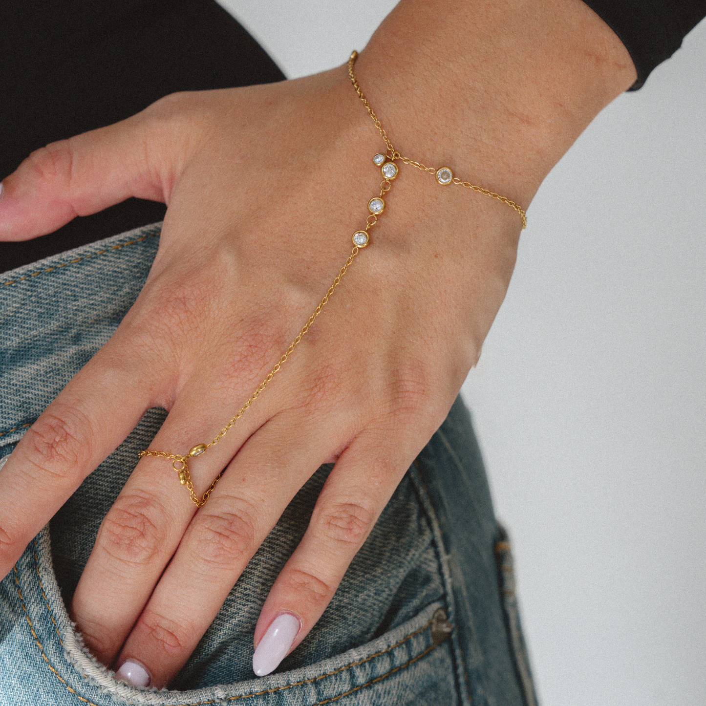 Shimmer Hand Chain - Nora & Grace Boutique