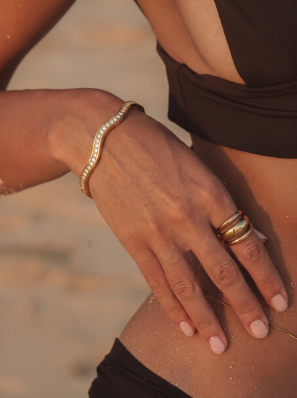 Curve Bracelet - Nora & Grace Boutique