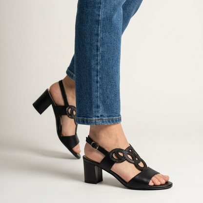 Comfortable Tacón sandals